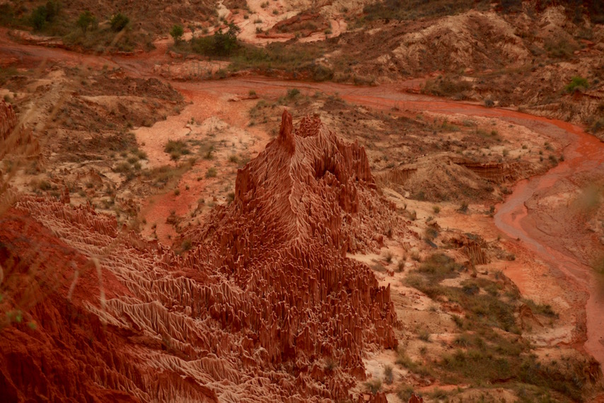 bright red geological of Tsingy Rouge