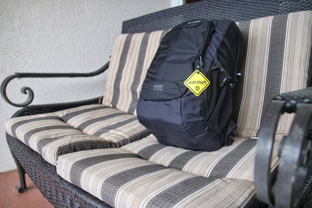 GIVEAWAY: Pacsafe Venturesafe 25L GII anti-theft travel pack. Check out more at www.beardandcurly.com