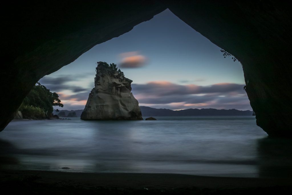 Ultimate Guide to Backpacking in New Zealand. Best Photo Ops in New Zealand, www.beardandcurly.com